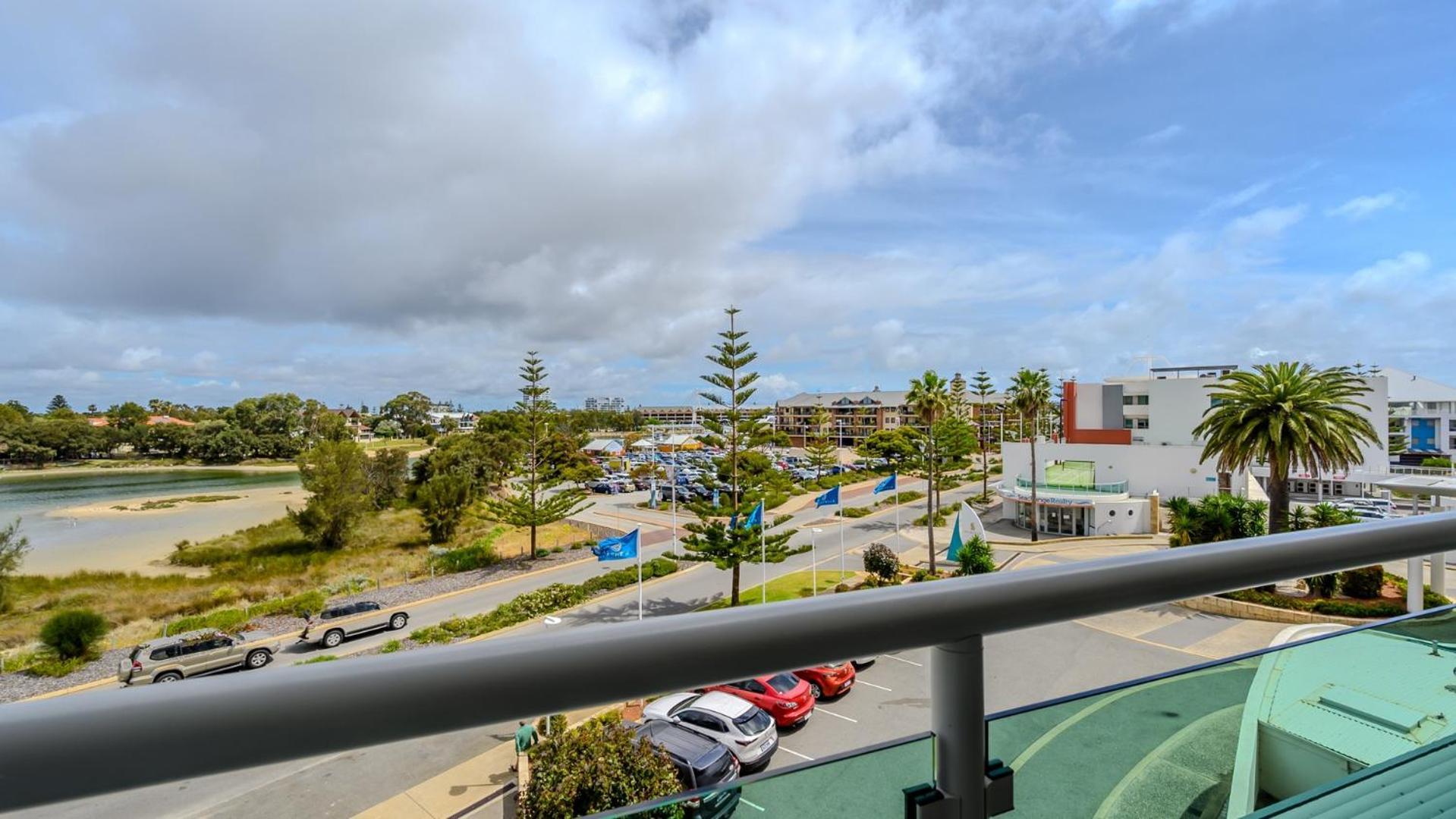 Sea Side 205 Daire Mandurah Dış mekan fotoğraf